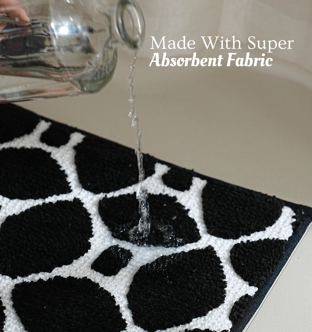 Knitted Geo Luxe Bathmat - Obsidian Noir