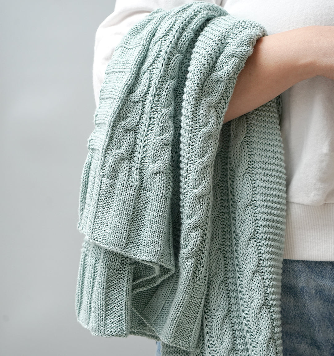 Paudha’s Exquisite Windsor Luxe All-Season Breathable 100% Cotton Knitted Sofa Throw - Icy Lace