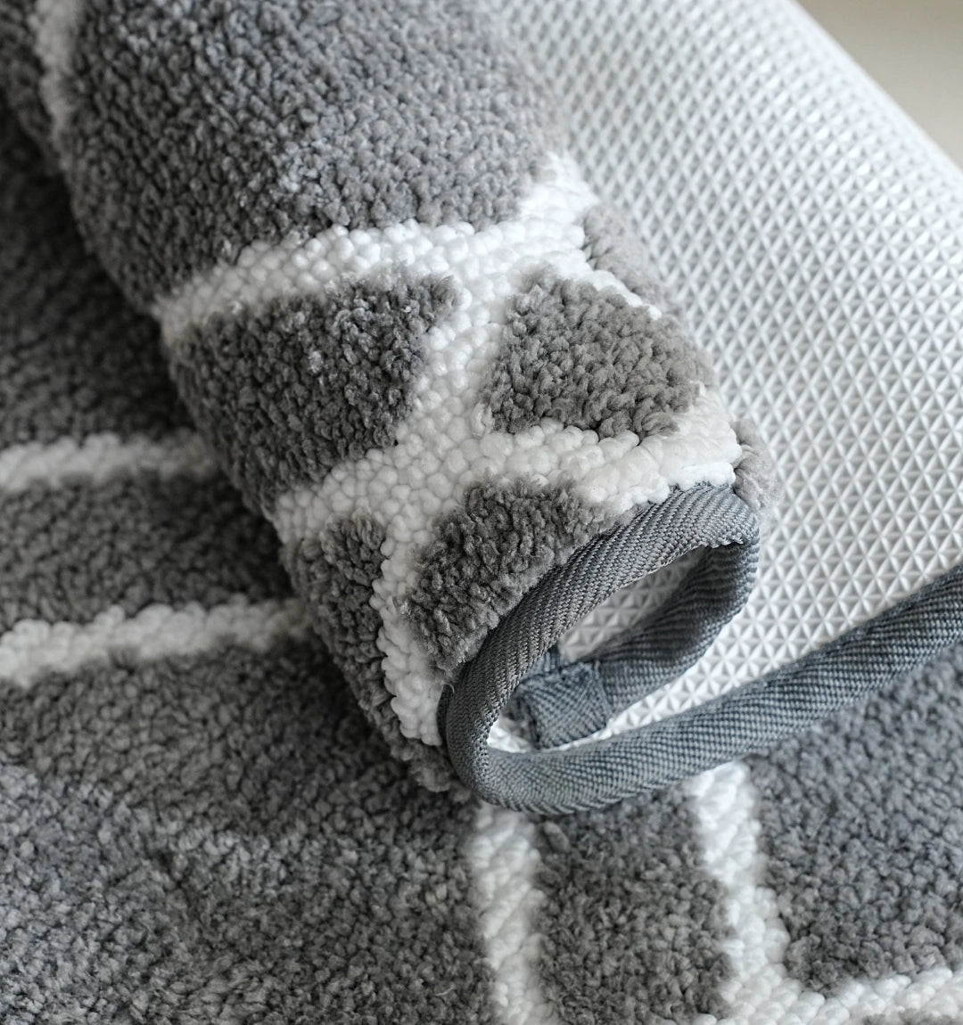 Knitted Geo Diamond Bathmat - Slate Grey