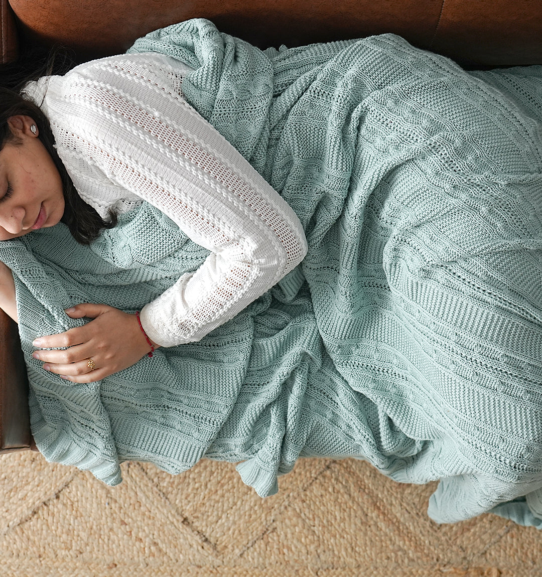Paudha’s Exquisite Windsor Luxe All-Season Breathable 100% Cotton Knitted Sofa Throw - Icy Lace