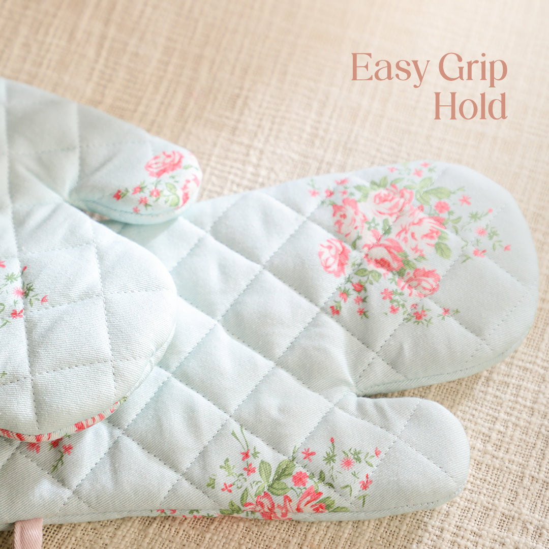 Paudha’s Heat-Resistant Quilted Oven Mitten with Plaid - Cherry Cloud