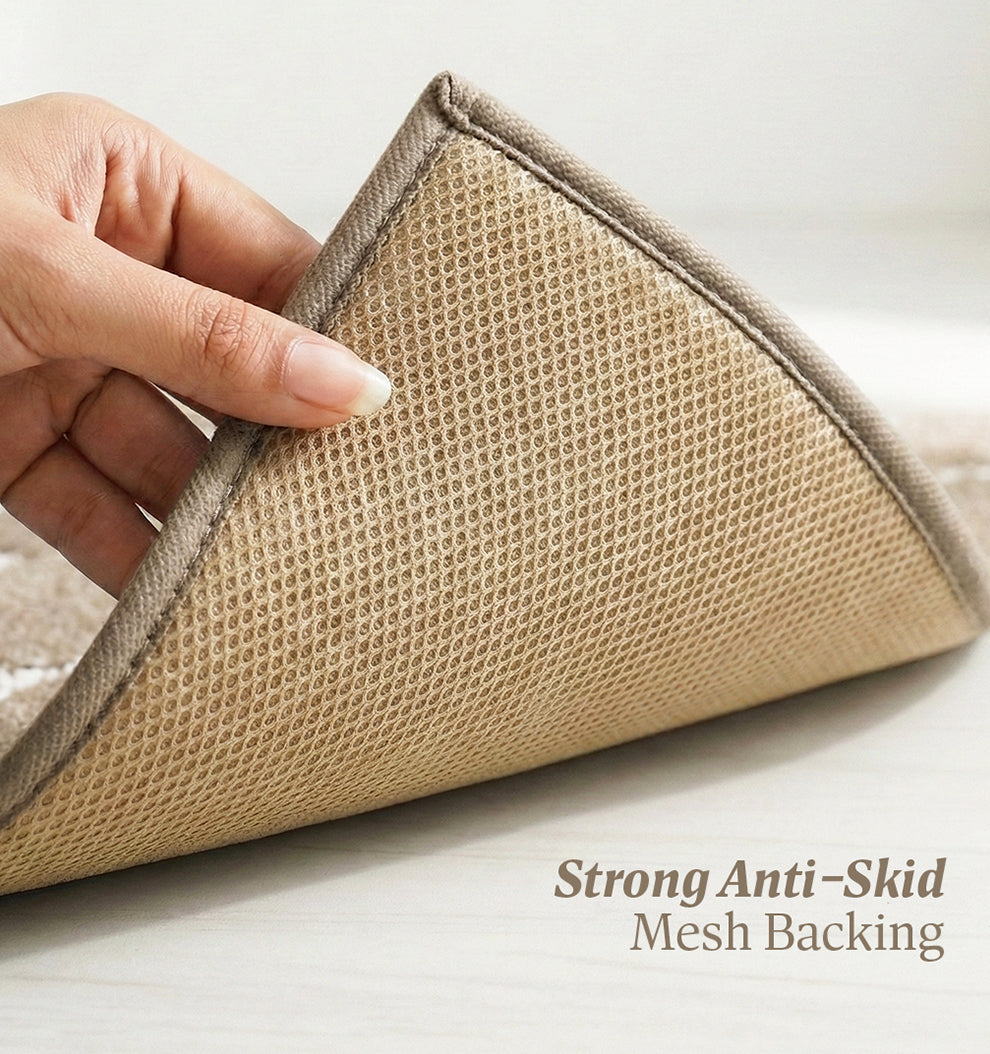 Contour Set Foam Padded Bathmat - Sand Pebble
