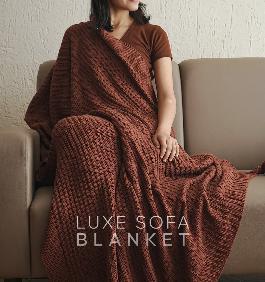 Paudha's Exquisite Cotton Weaved Sofa Blanket - Deep Mahagony