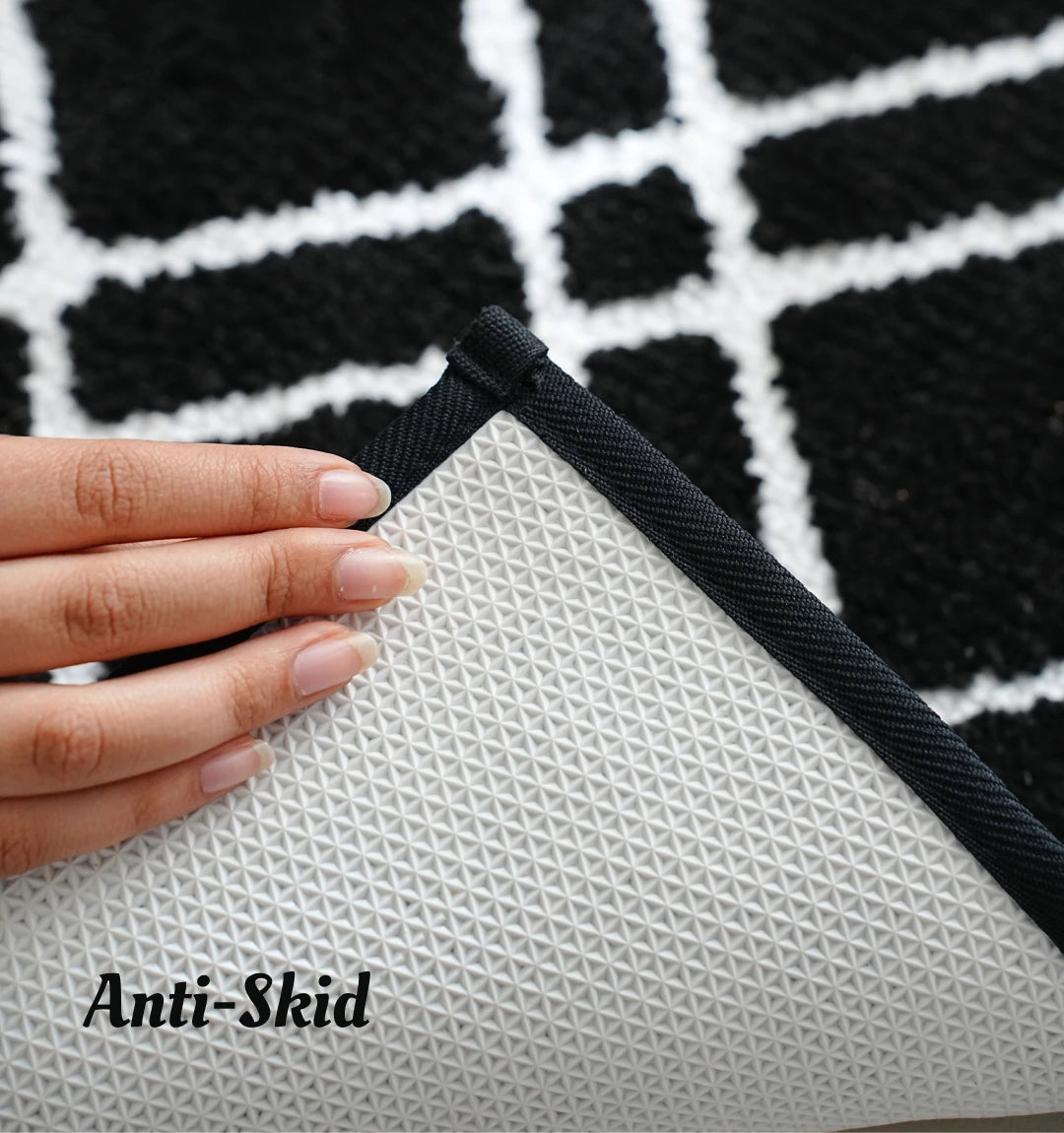 Knitted Geo Diamond Bathmat - Onyx Grid