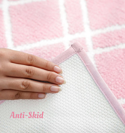 Knitted Geo Diamond Bathmat - Blush Quartz