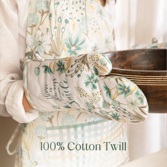 Paudha’s Heat-Resistant Quilted Oven Mitten with Plaid - Basil Breeze