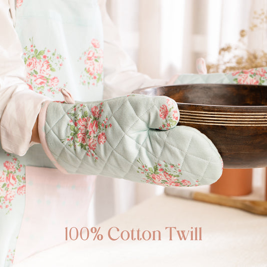 Paudha’s Heat-Resistant Quilted Oven Mitten with Plaid - Cherry Cloud